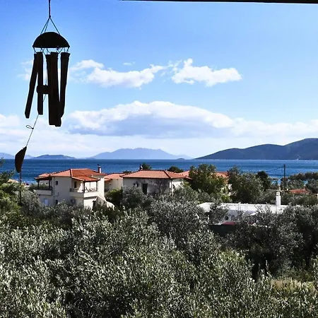 Pavlos' With View Kórfos