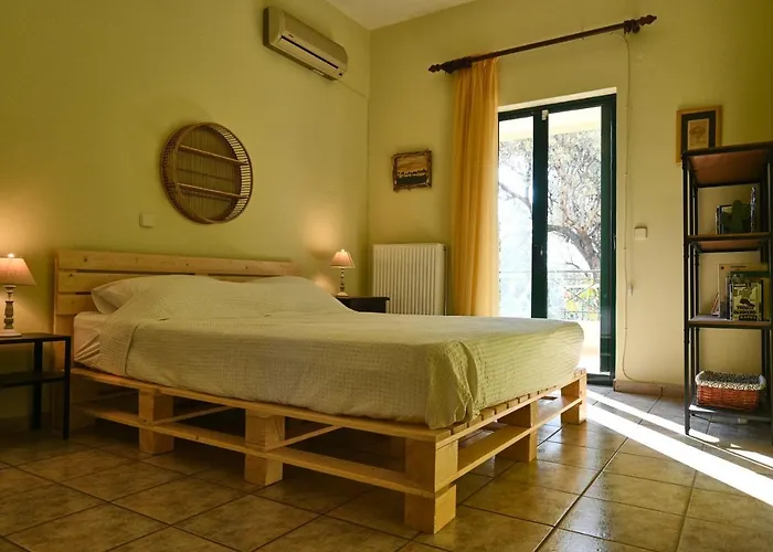 Pavlos' With View بيت للعطل *