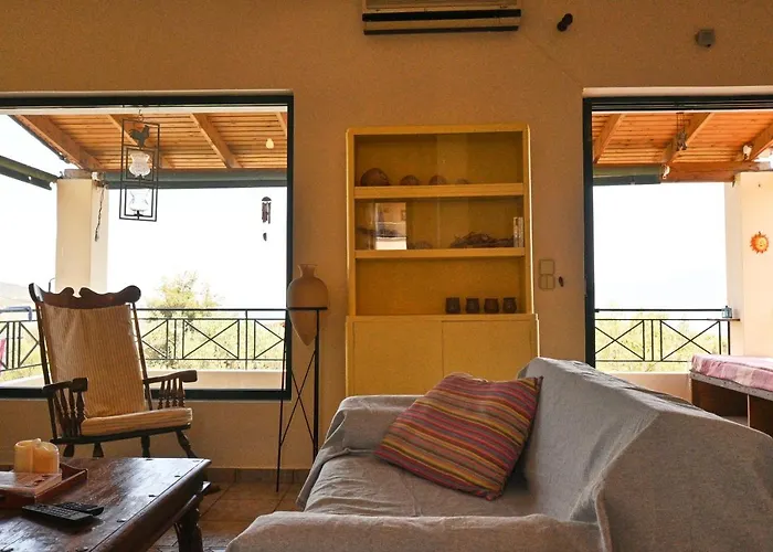 Pavlos' With View بيت للعطل Kórfos