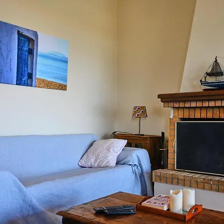 Vakantiehuis Pavlos' With View Kórfos