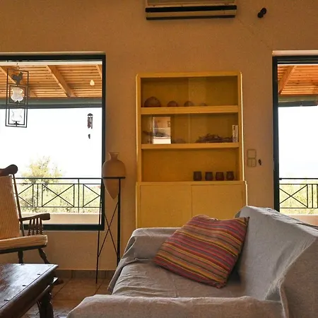 Pavlos' With View Vakantiehuis Kórfos