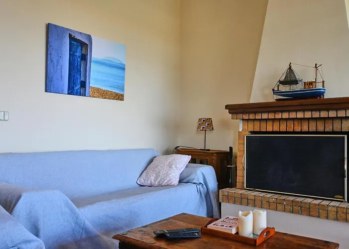 Semesterbostad Pavlos' With View Kórfos